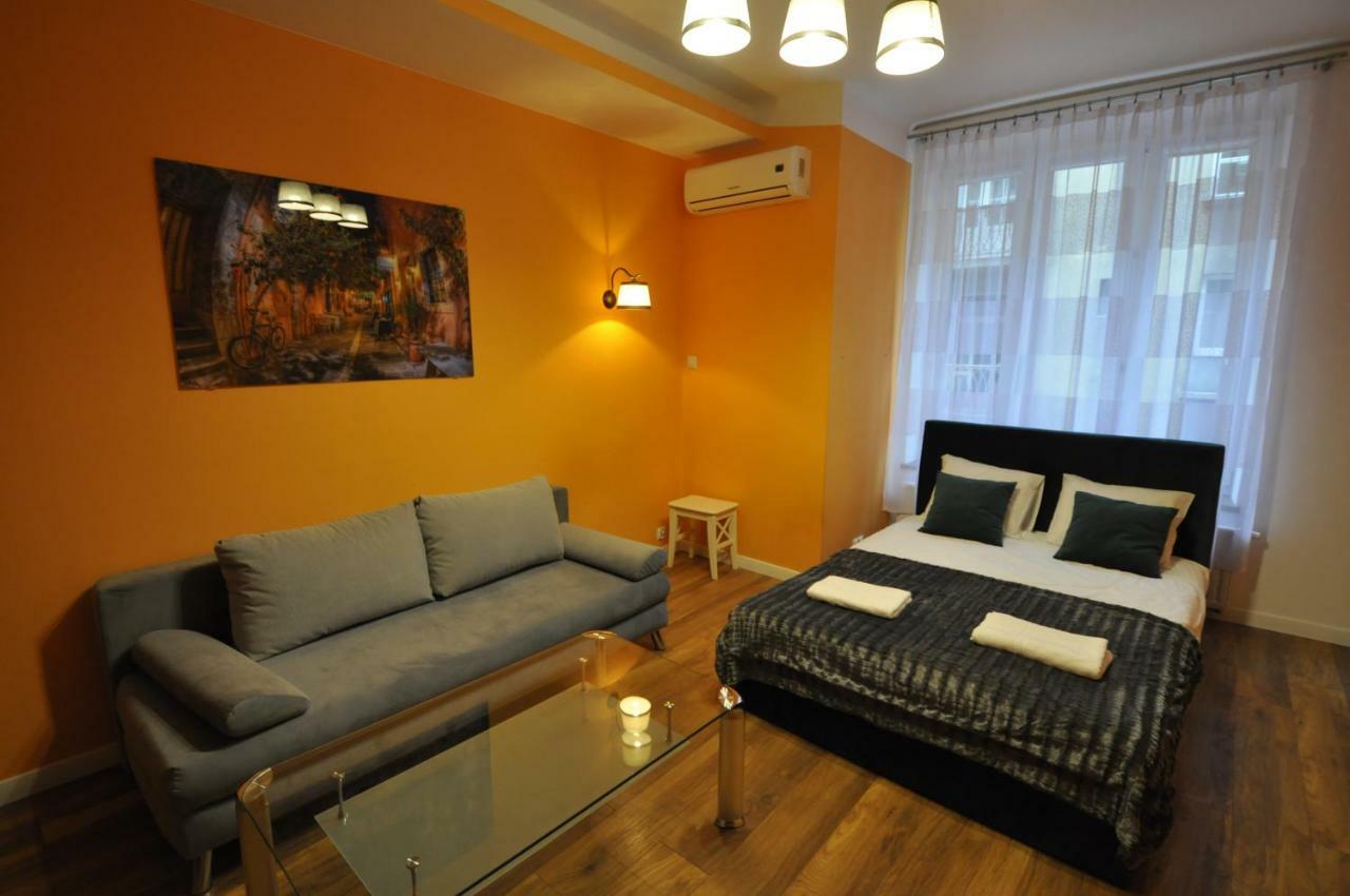 Wild Solutions Sauna Apartments Краков Экстерьер фото
