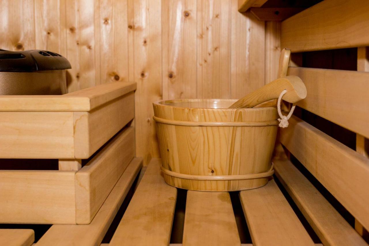 Wild Solutions Sauna Apartments Краков Экстерьер фото